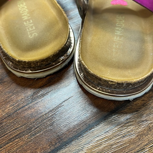 Steve Madden Girls Mistling Iridescent Multi Color Strappy Softbed Sandals Sz 13 - Picture 7 of 8